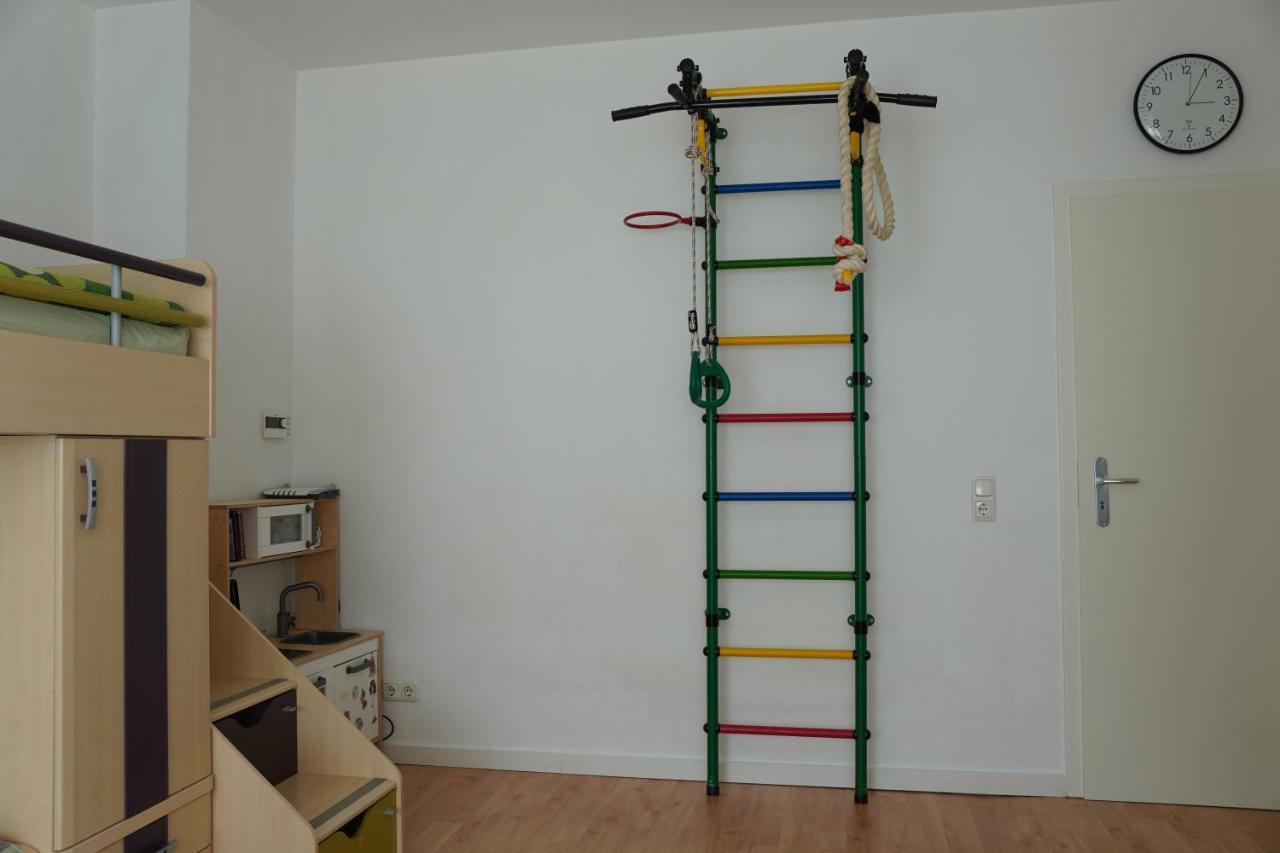 Bright, Spacious Apartment With A Lovely Terrace In The Heart Of Аахен Екстериор снимка